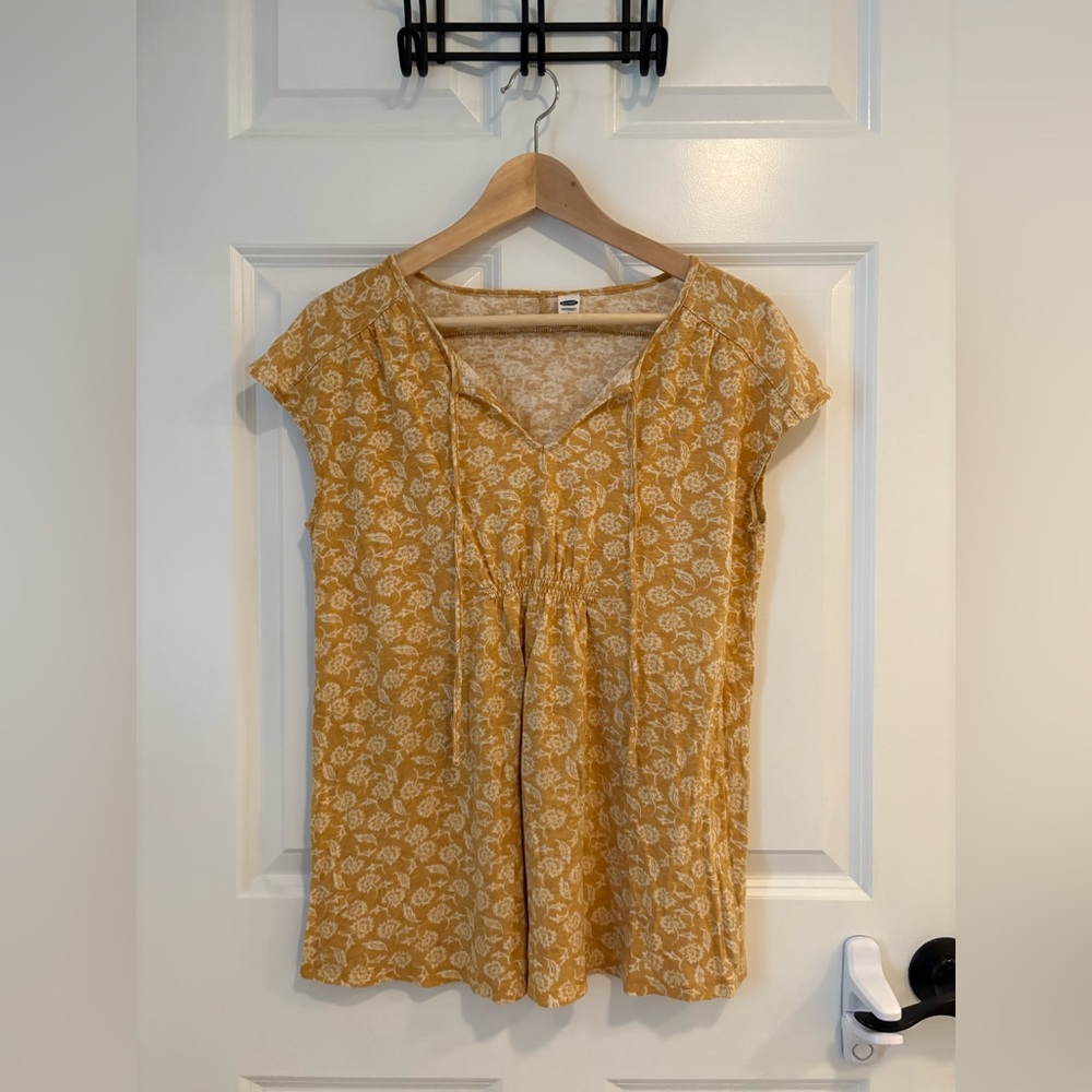 Old navy maternity top linen blend size small